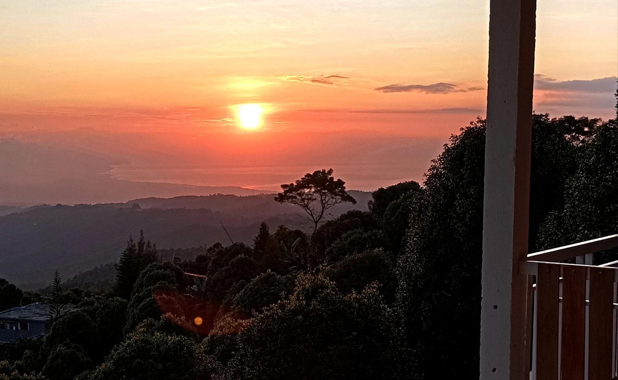De La Sierra Διαμέρισμα Munduk Εξωτερικό φωτογραφία